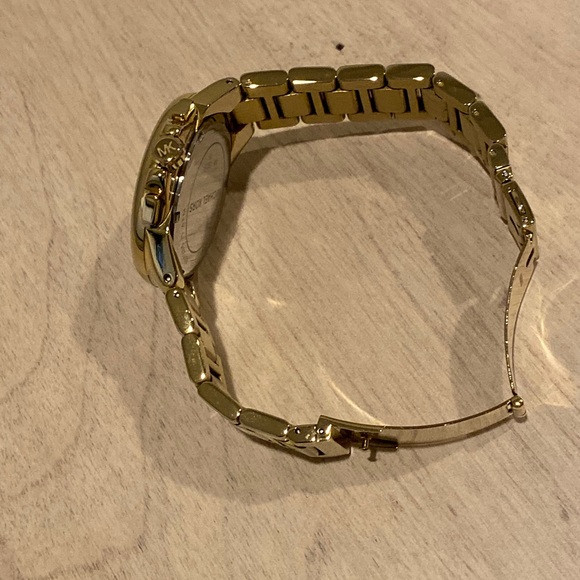 Micheal Kors Camille Chronograph (MK5635)… - Picture 6 of 9